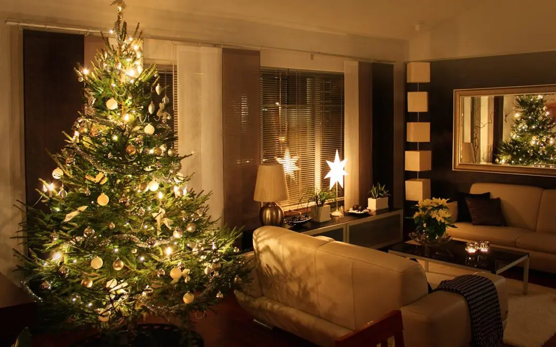 Safety Tips for Holiday Decorating This Season